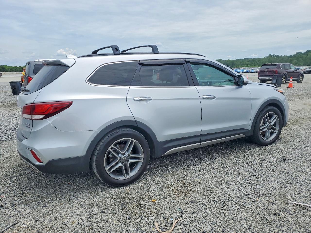 2017 HYUNDAI SANTA FE