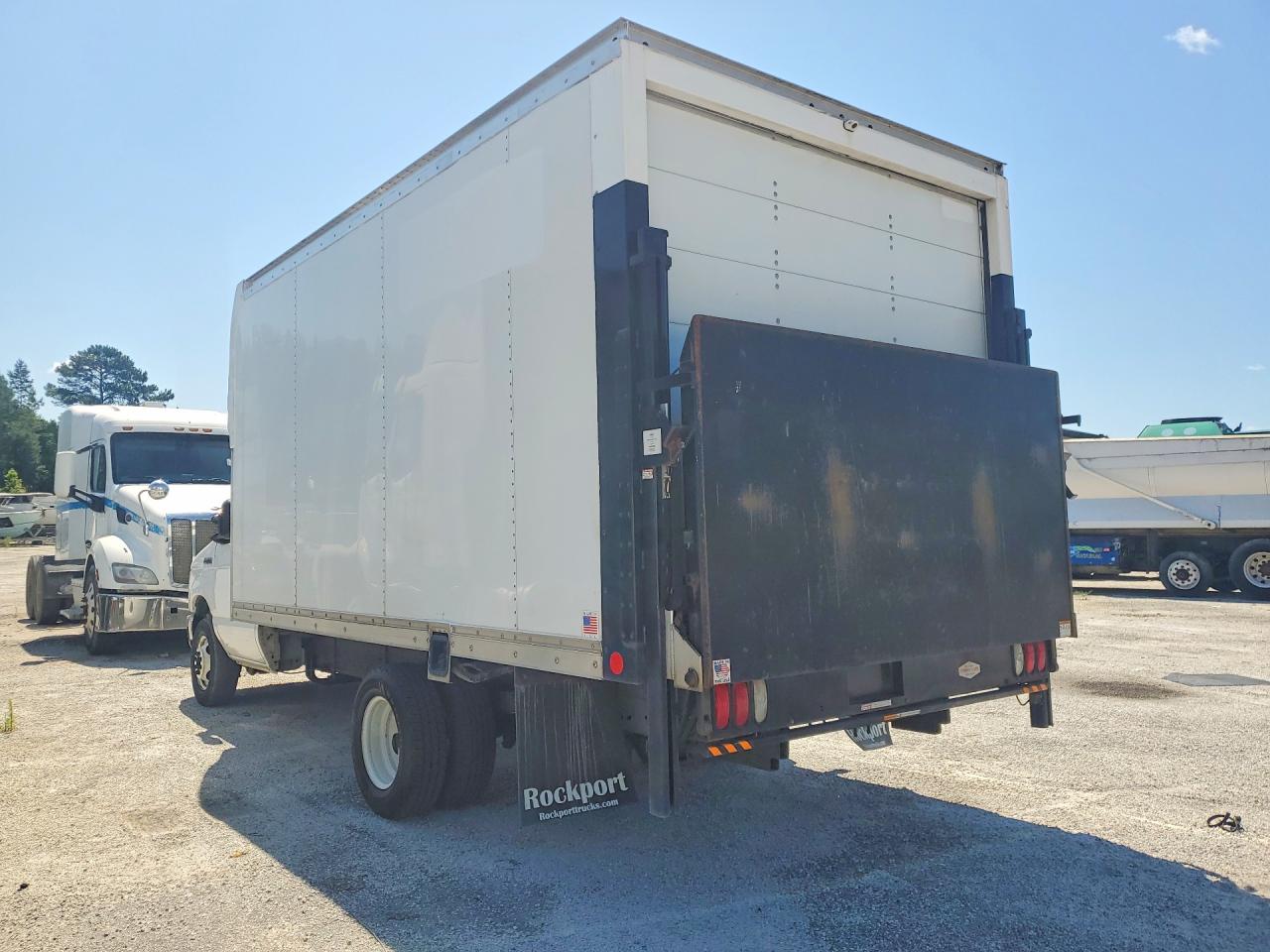 2022 FORD ECONOLINE