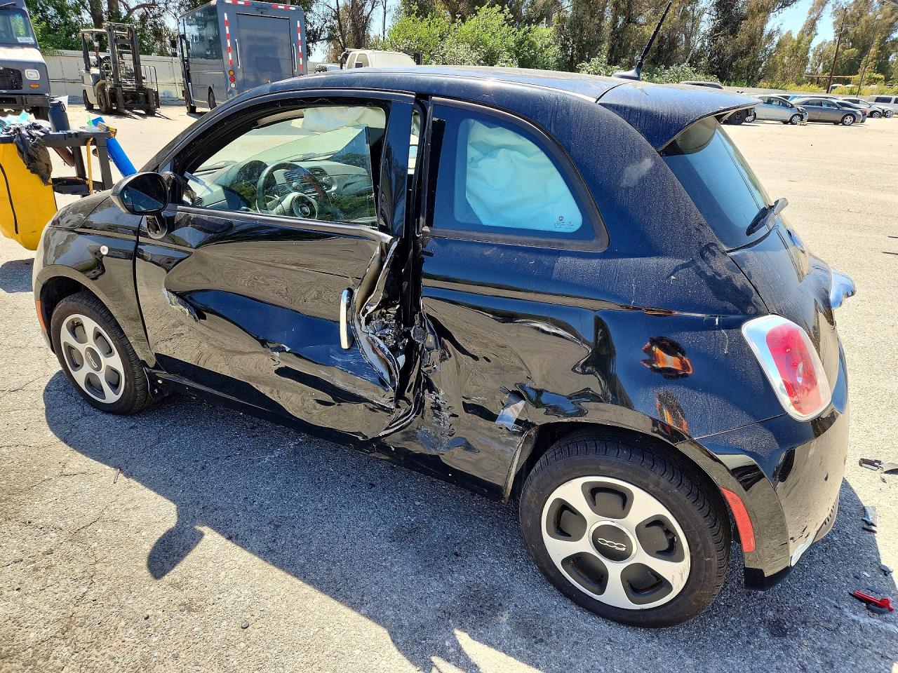 2015 FIAT 500