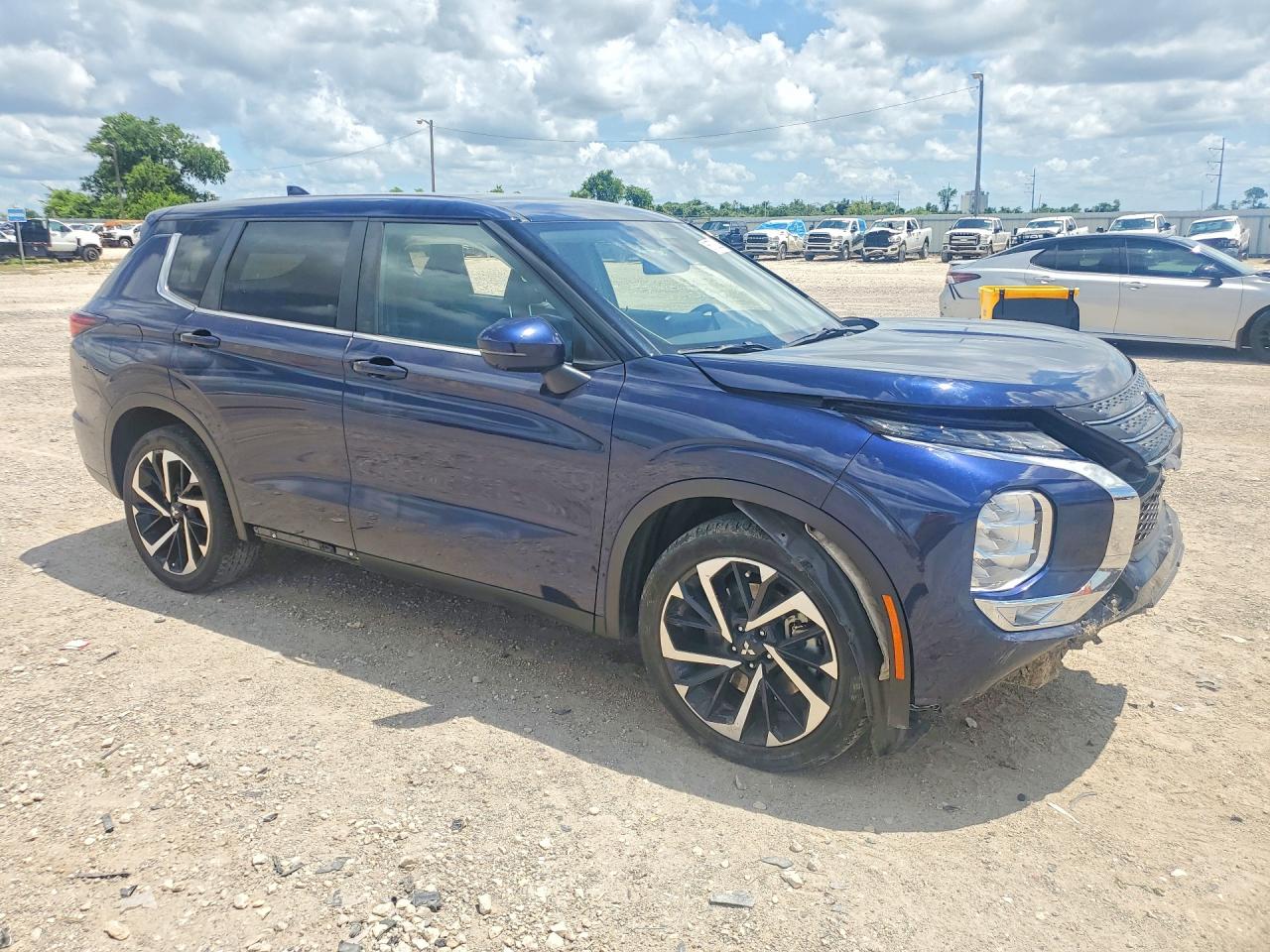 2024 MITSUBISHI OUTLANDER