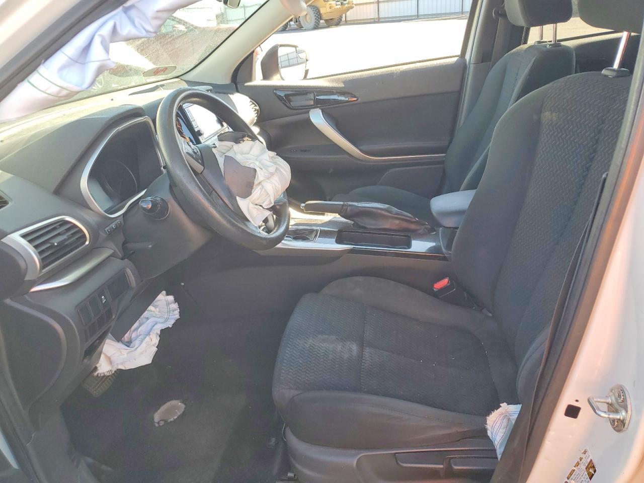 2019 MITSUBISHI ECLIPSE