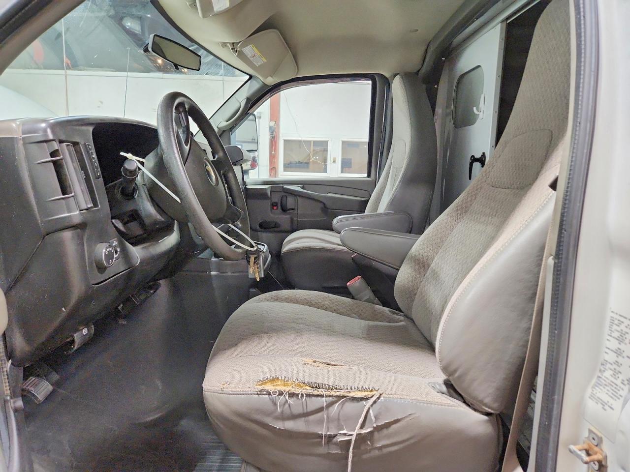 2012 CHEVROLET EXPRESS