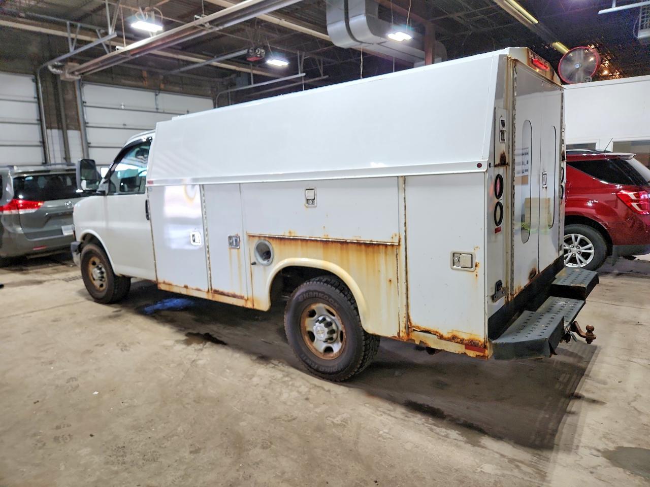 2012 CHEVROLET EXPRESS