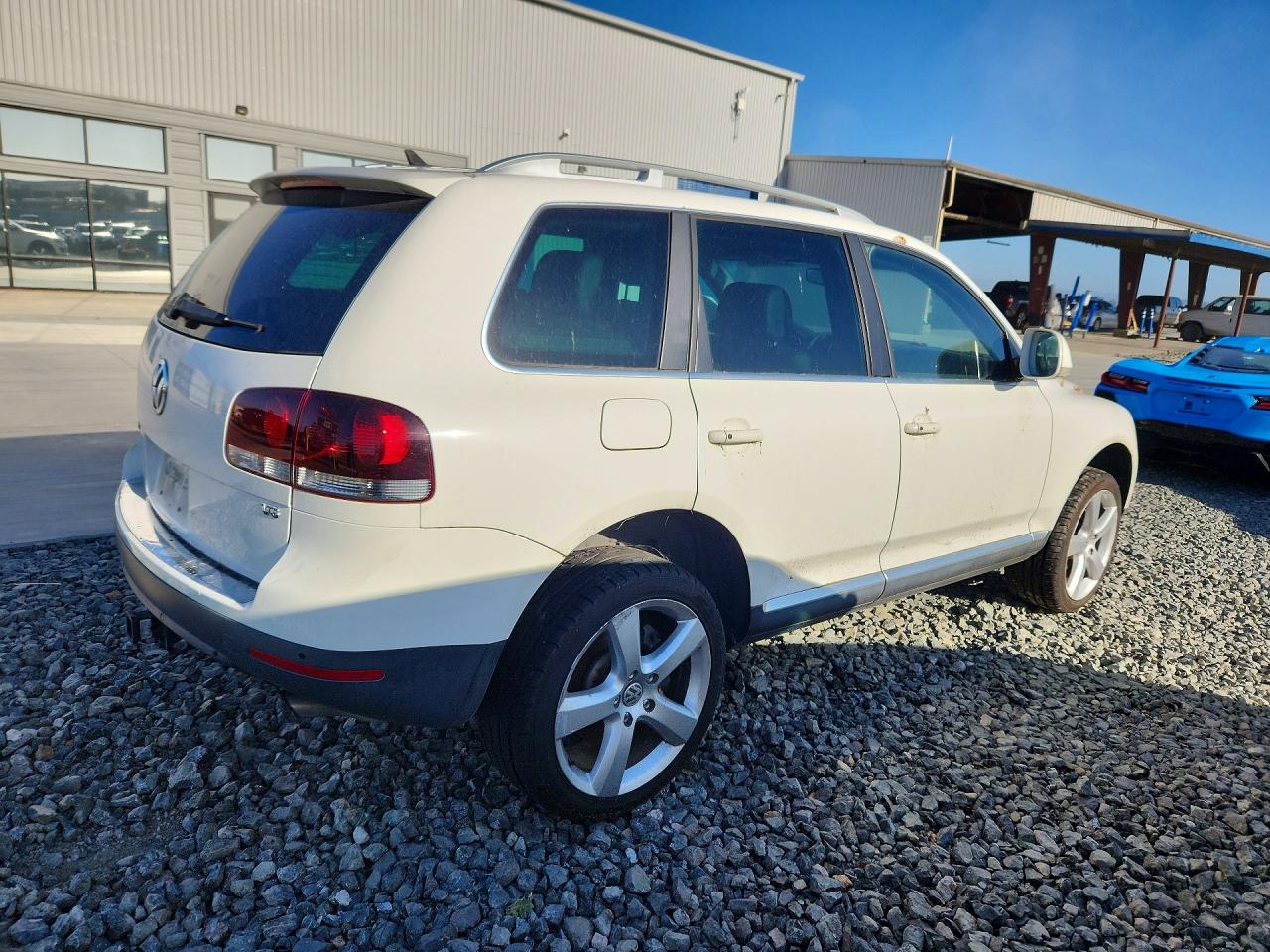 2010 VOLKSWAGEN TOUAREG