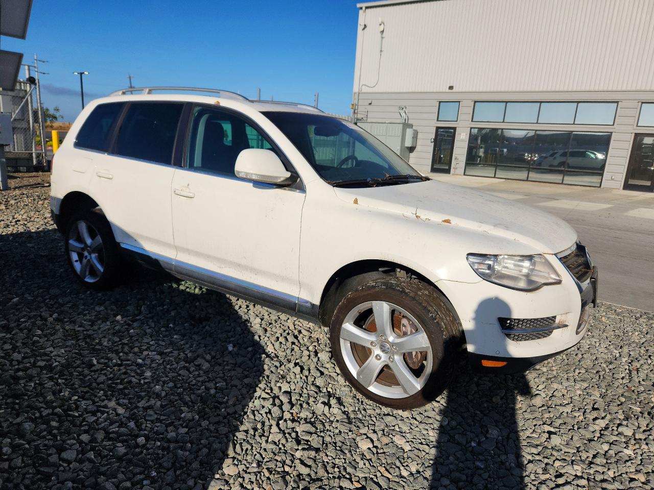2010 VOLKSWAGEN TOUAREG