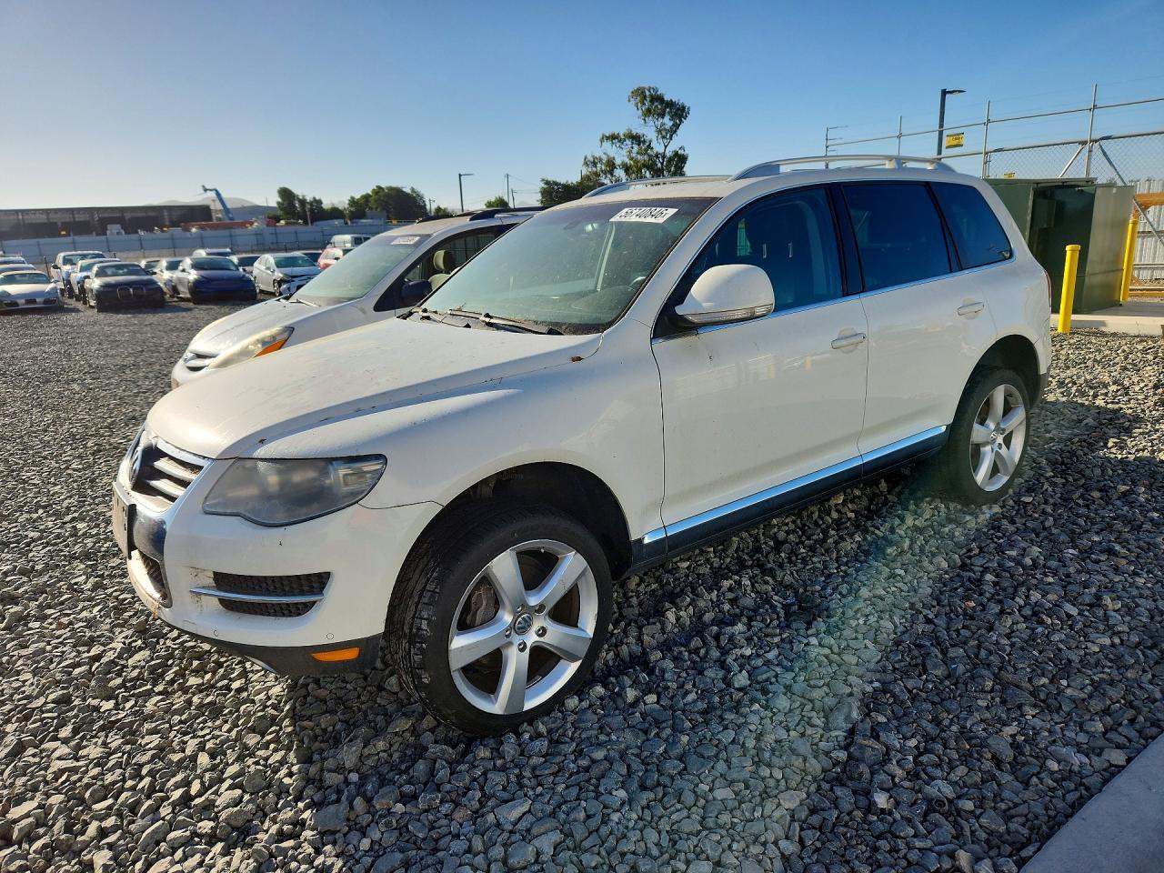 2010 VOLKSWAGEN TOUAREG