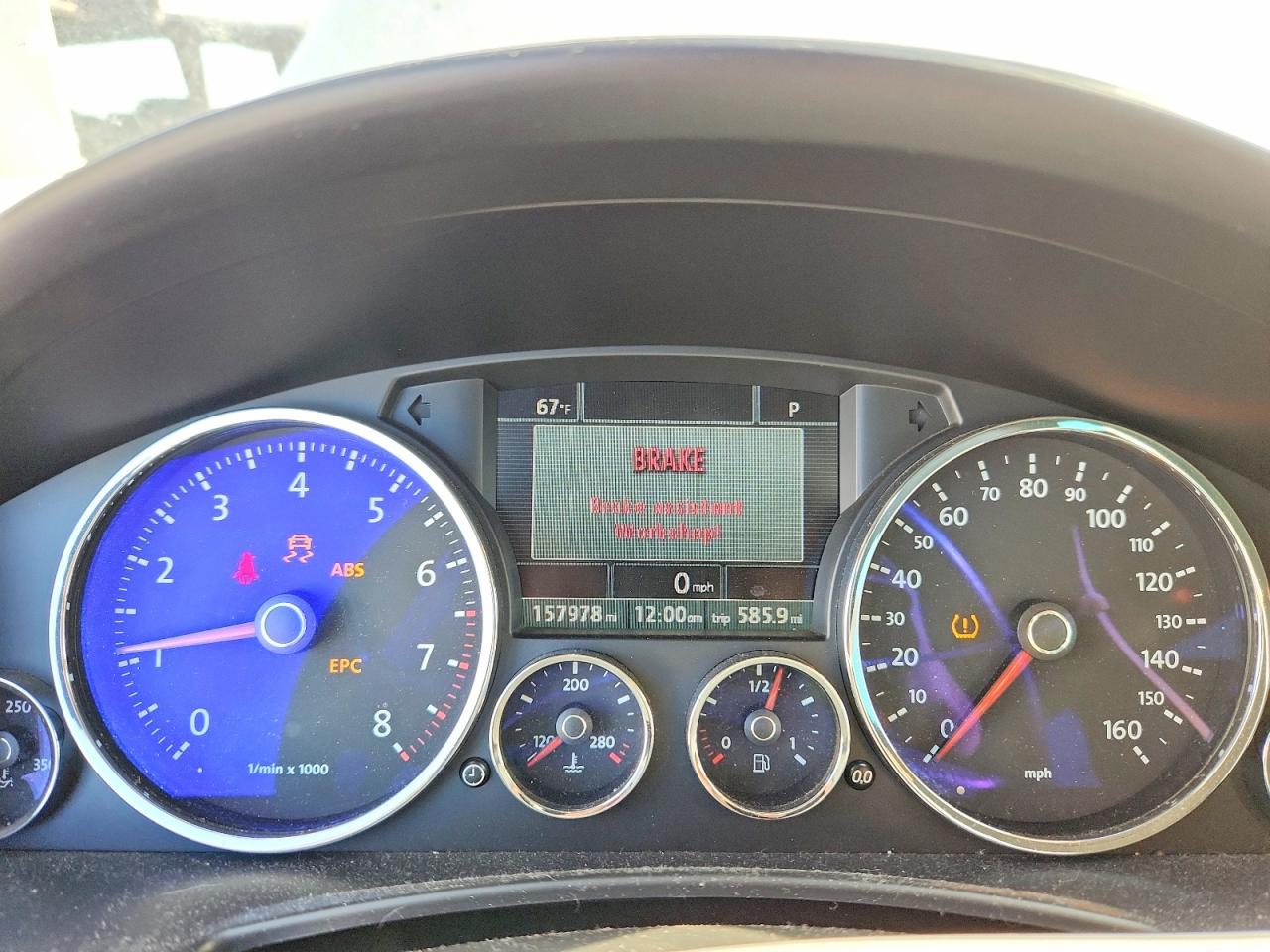 2010 VOLKSWAGEN TOUAREG