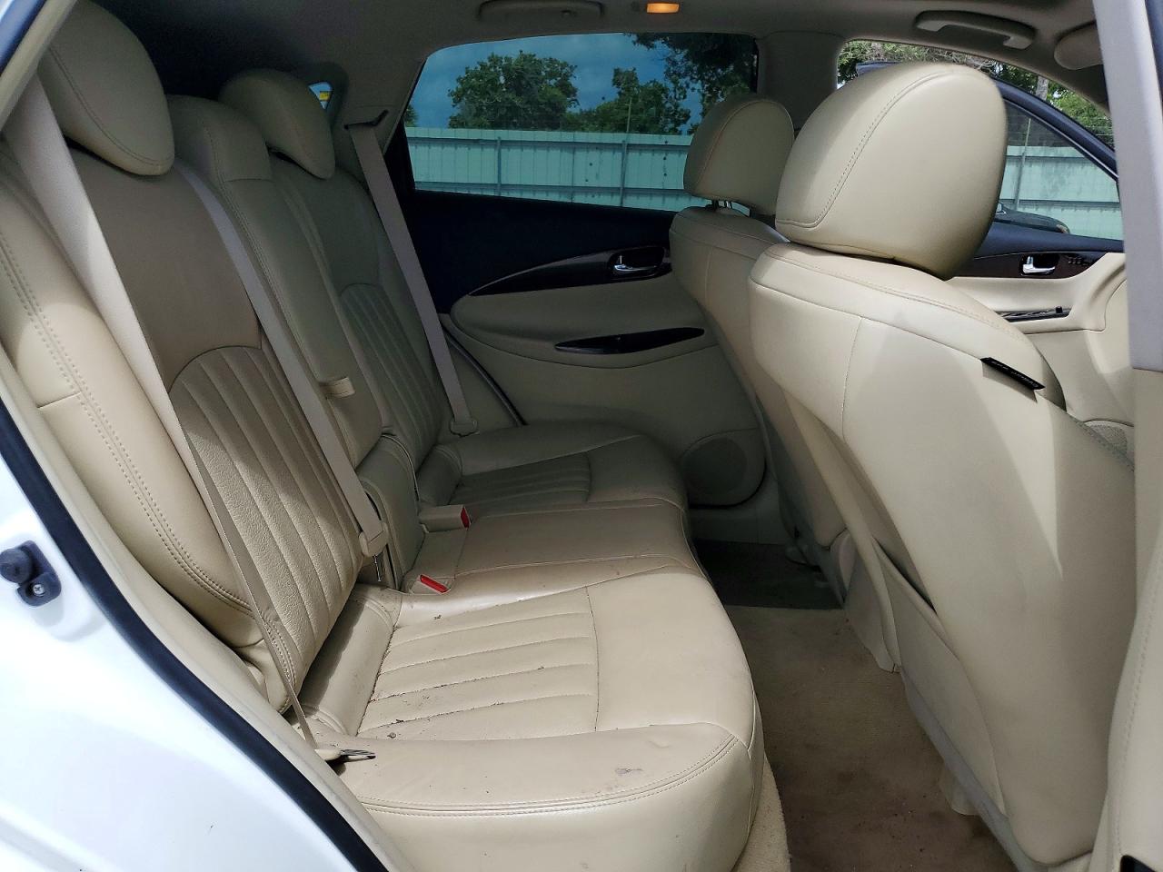 2016 INFINITI QX50