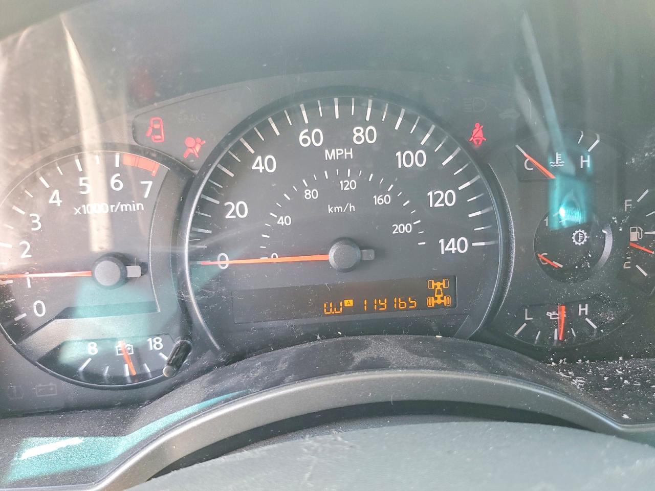 2004 NISSAN ARMADA