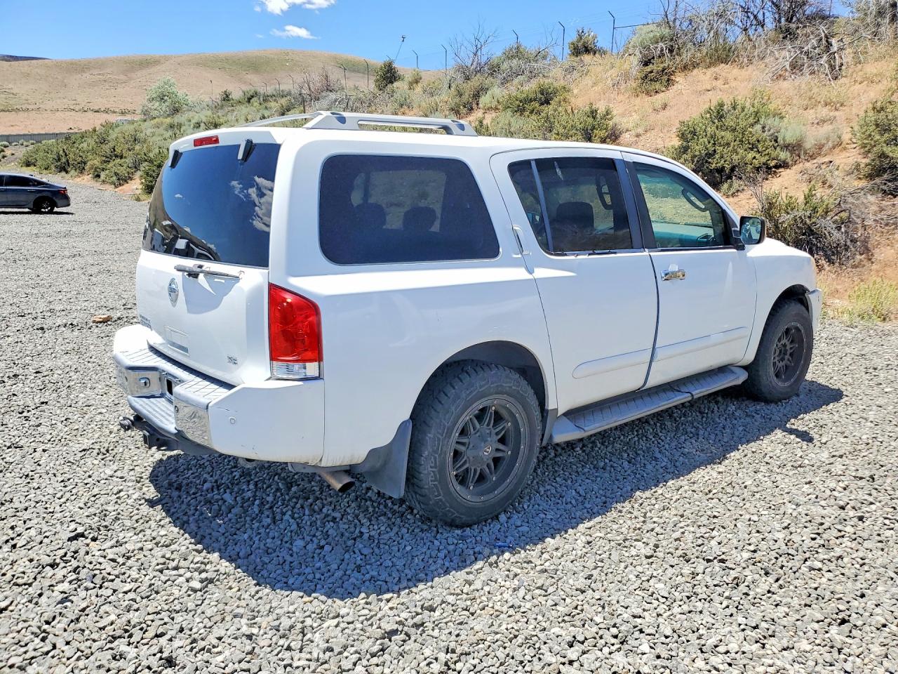 2004 NISSAN ARMADA