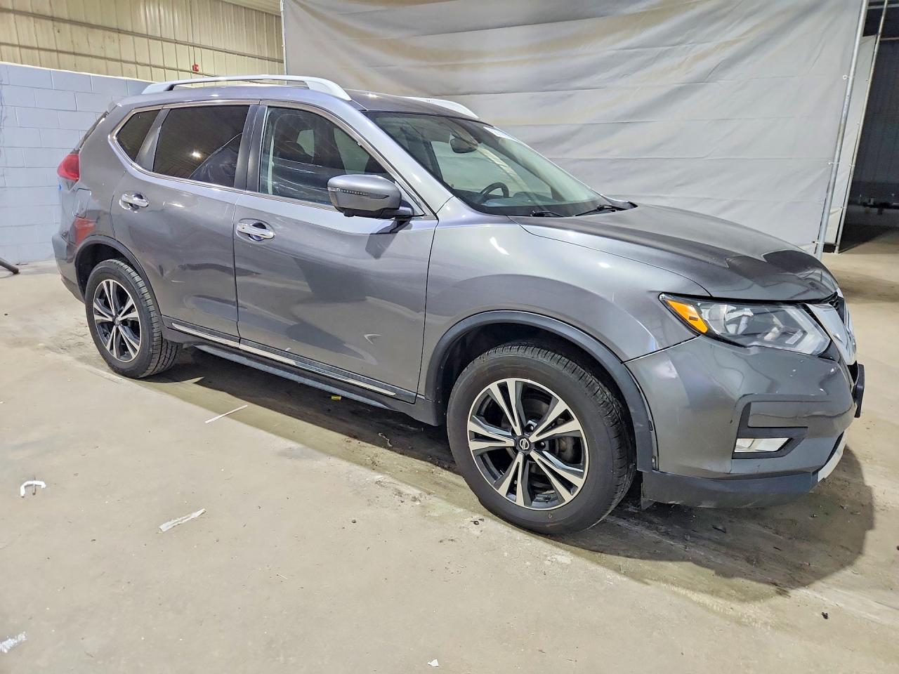 2018 NISSAN ROGUE
