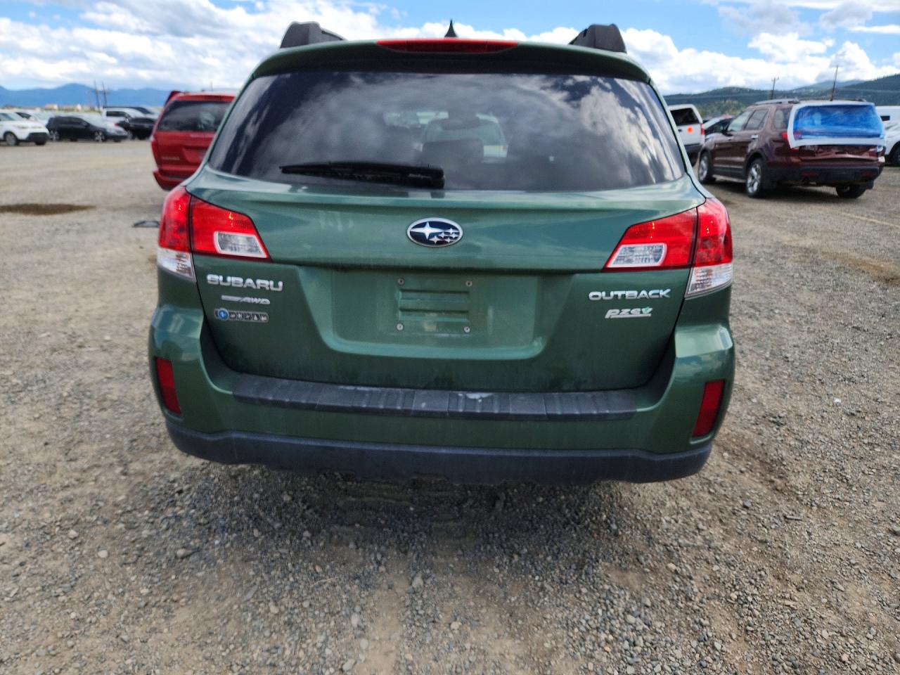 2013 SUBARU OUTBACK