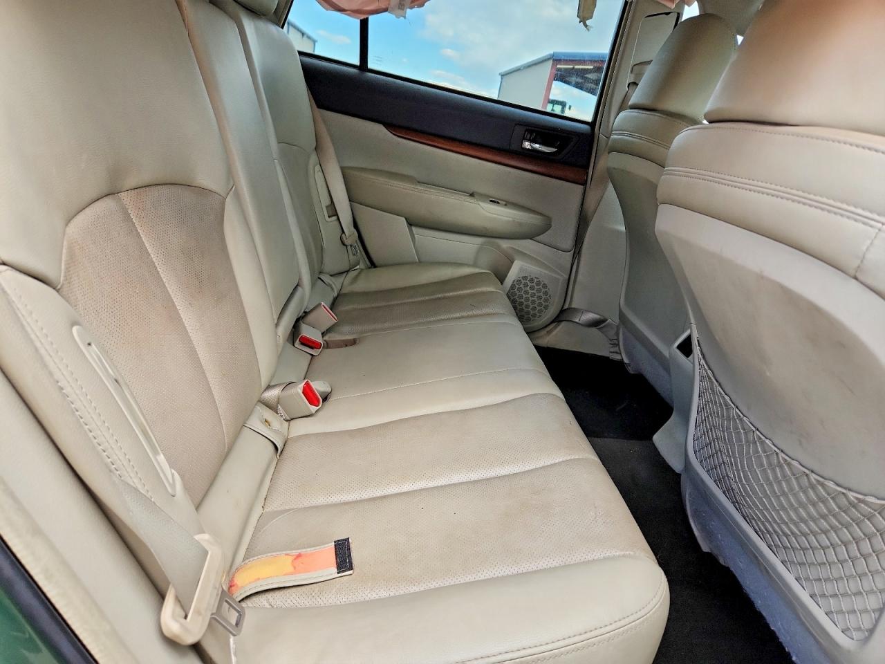 2013 SUBARU OUTBACK