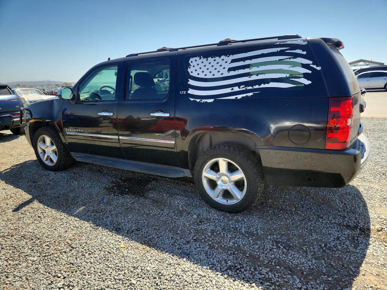 2011 CHEVROLET SUBURBAN