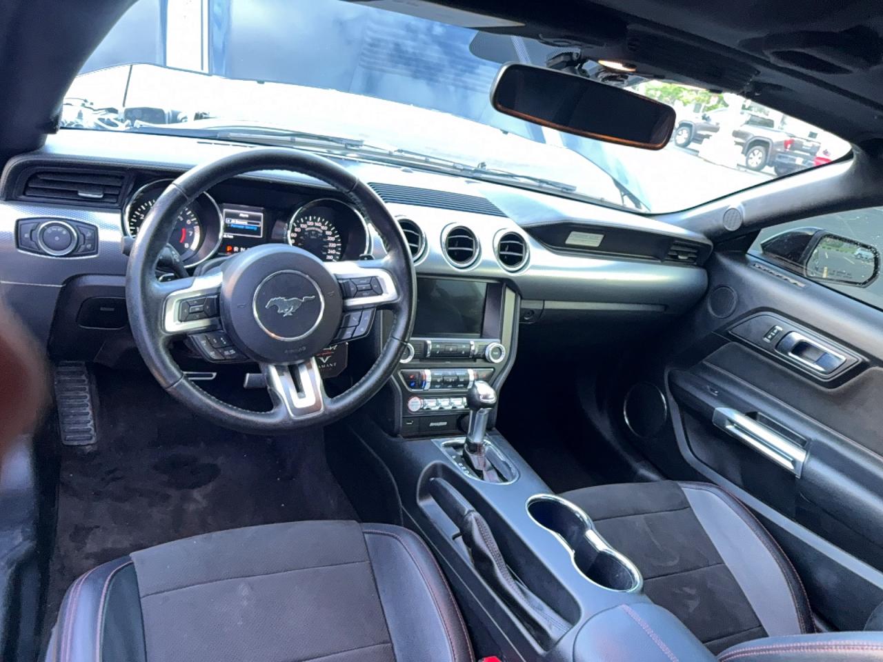 2017 FORD MUSTANG
