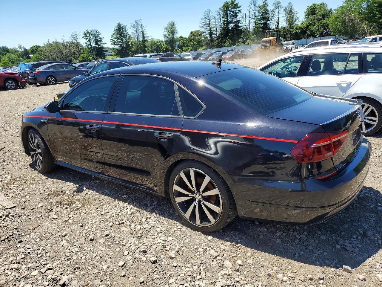 2018 VOLKSWAGEN PASSAT