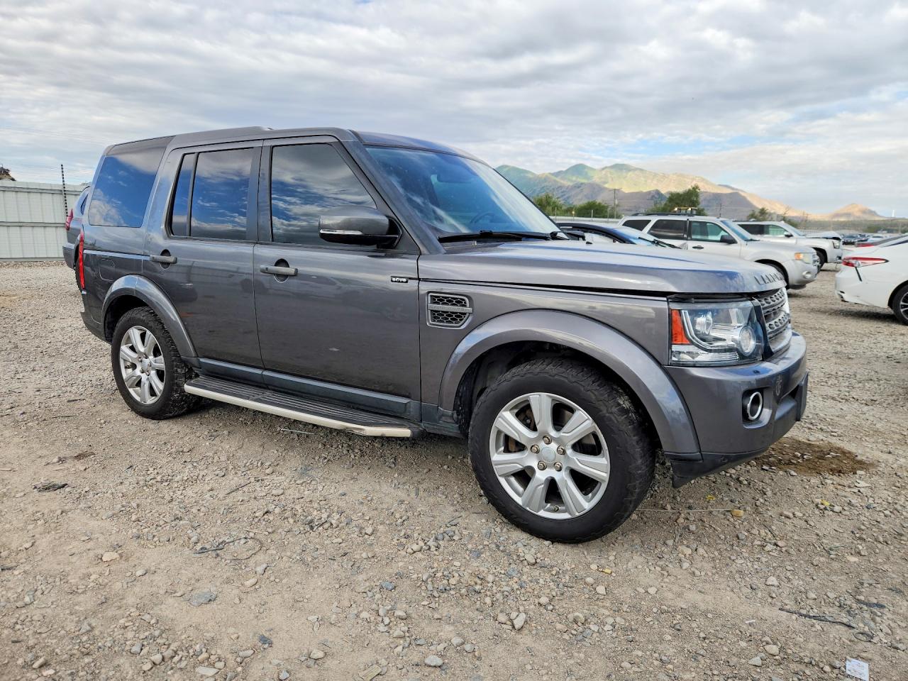 2016 LAND ROVER LR4