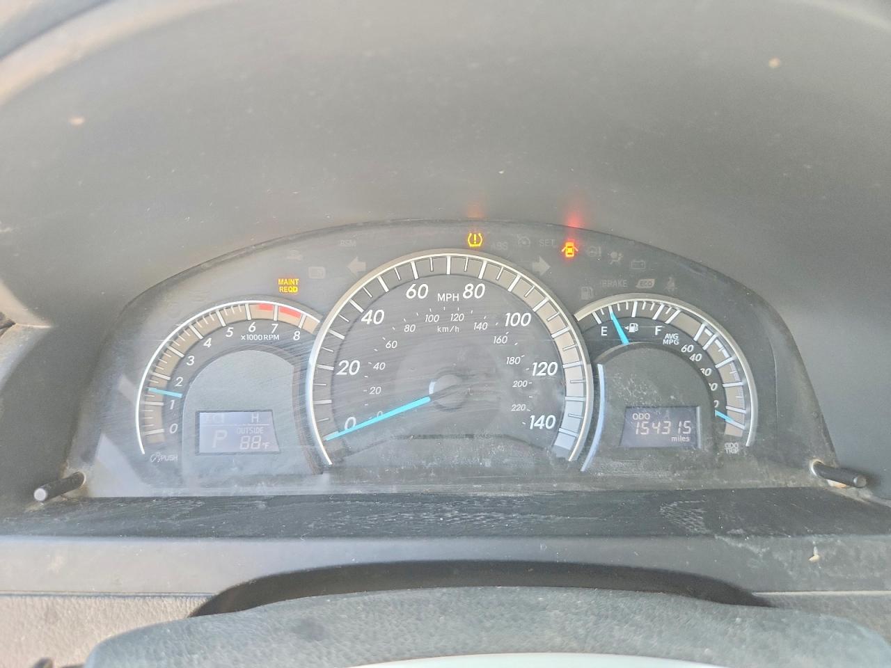2014 TOYOTA CAMRY