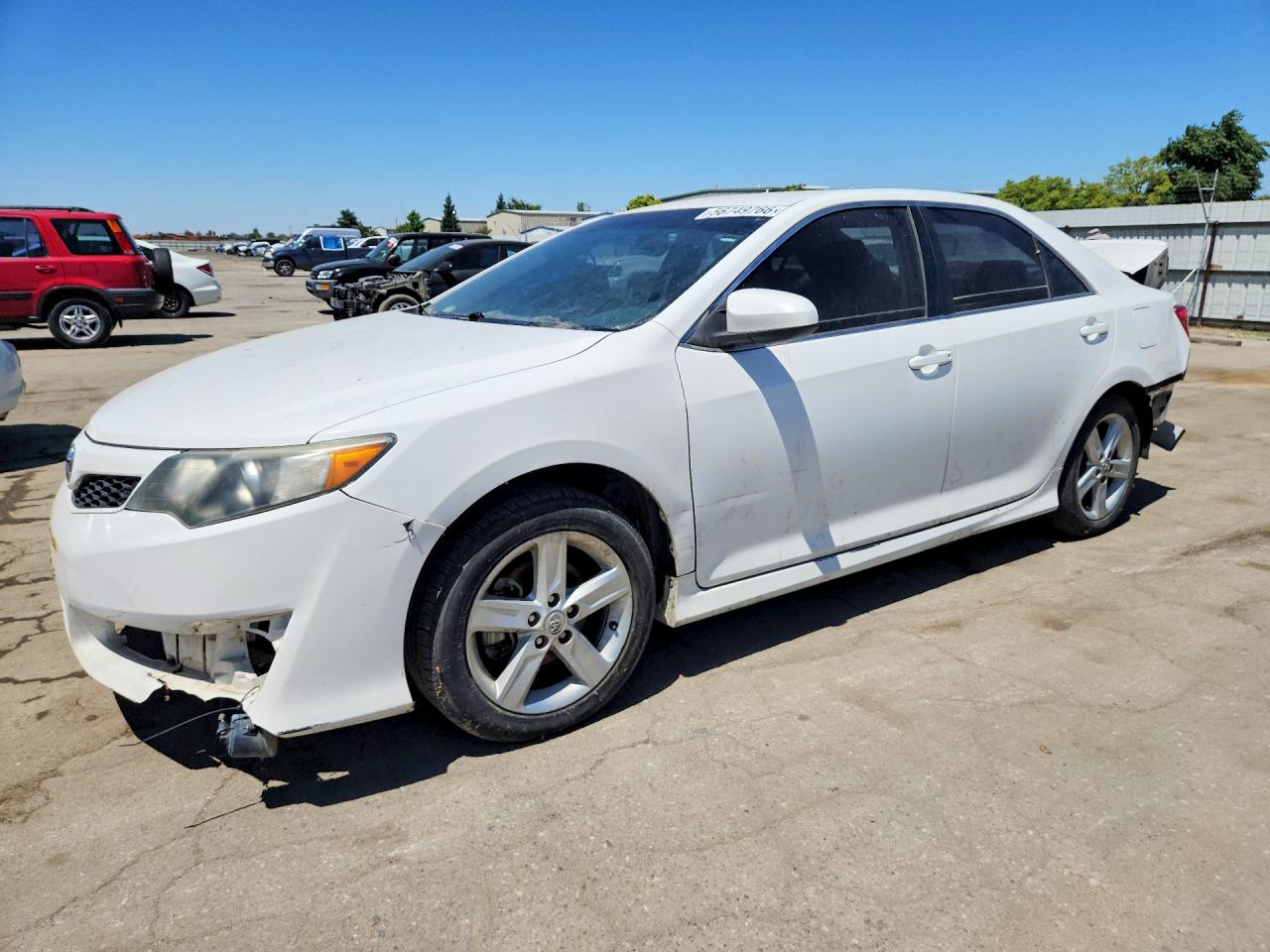 2014 TOYOTA CAMRY