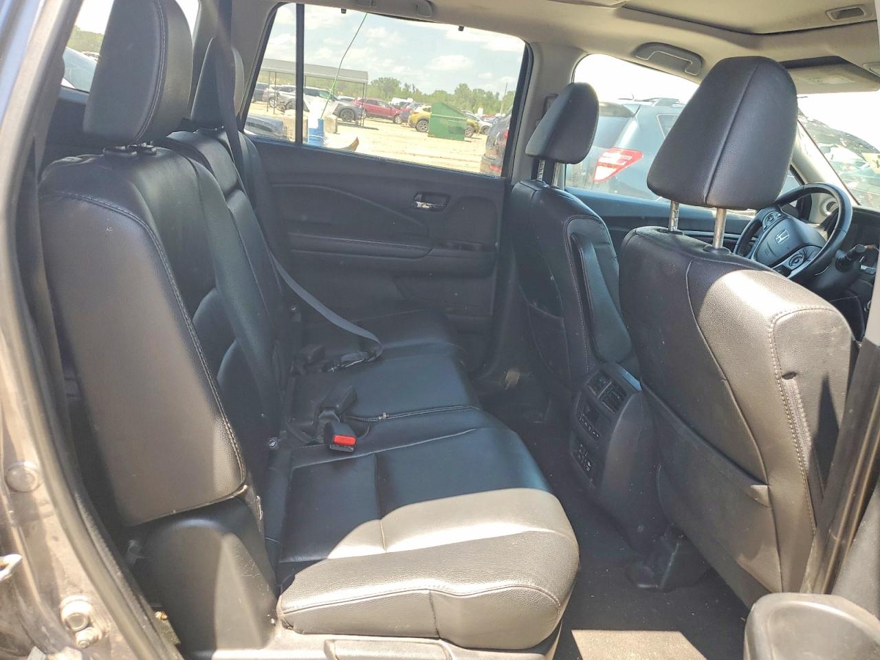 2016 HONDA PILOT