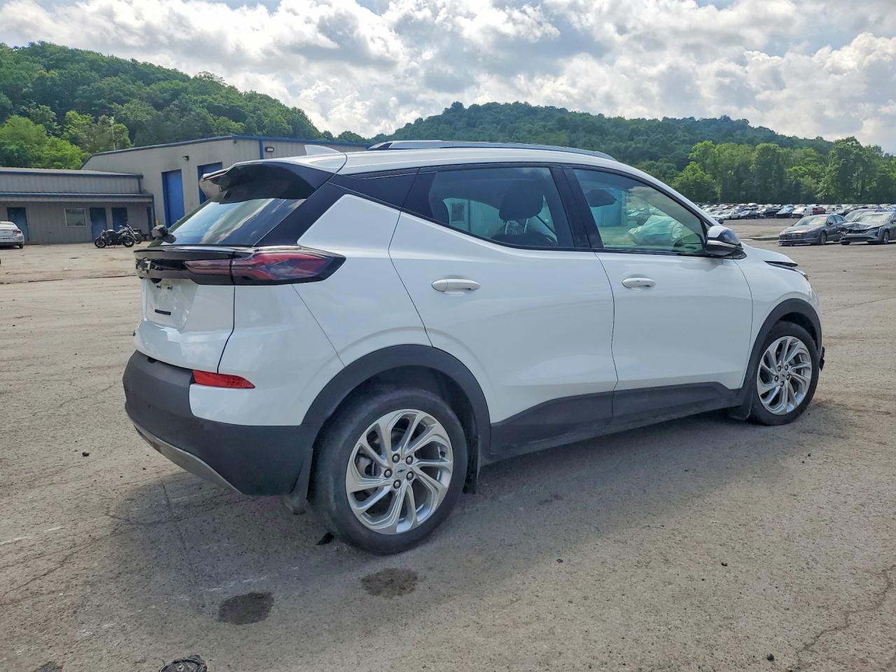 2023 CHEVROLET BOLT