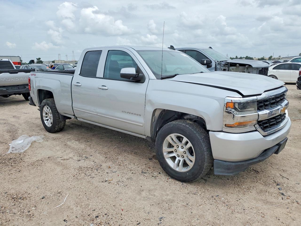2018 CHEVROLET SILVERADO