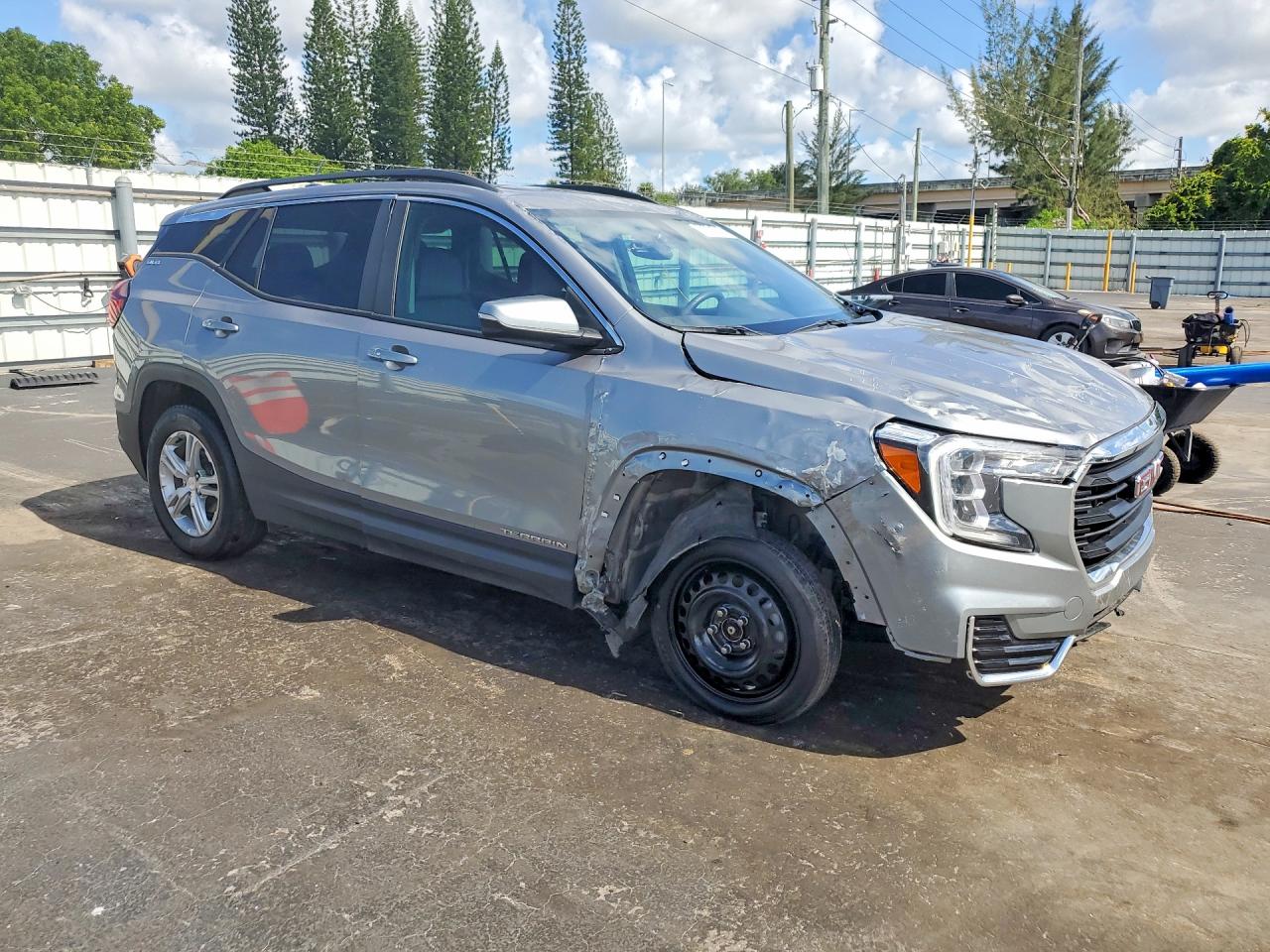 2023 GMC TERRAIN