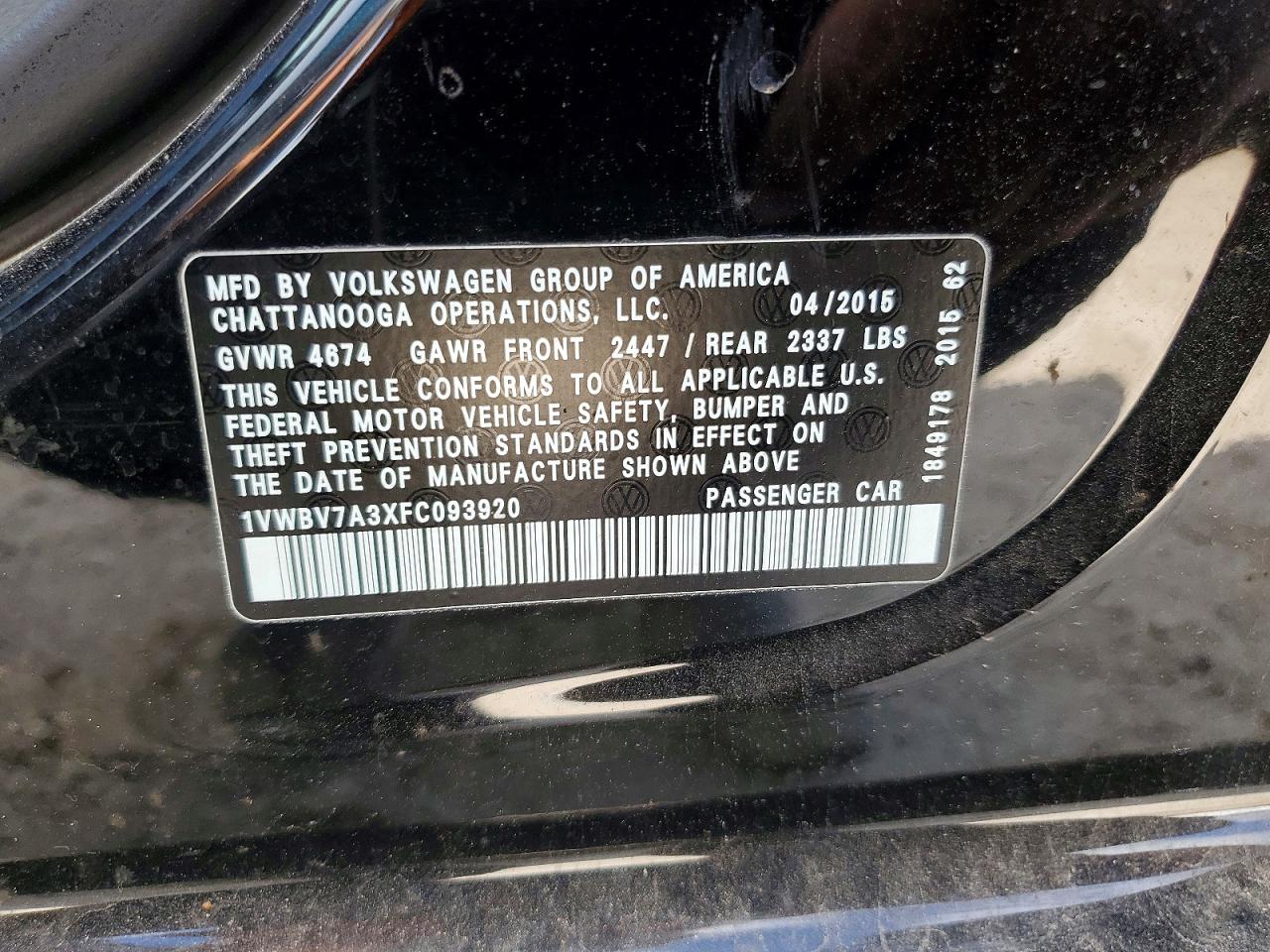 2015 VOLKSWAGEN PASSAT