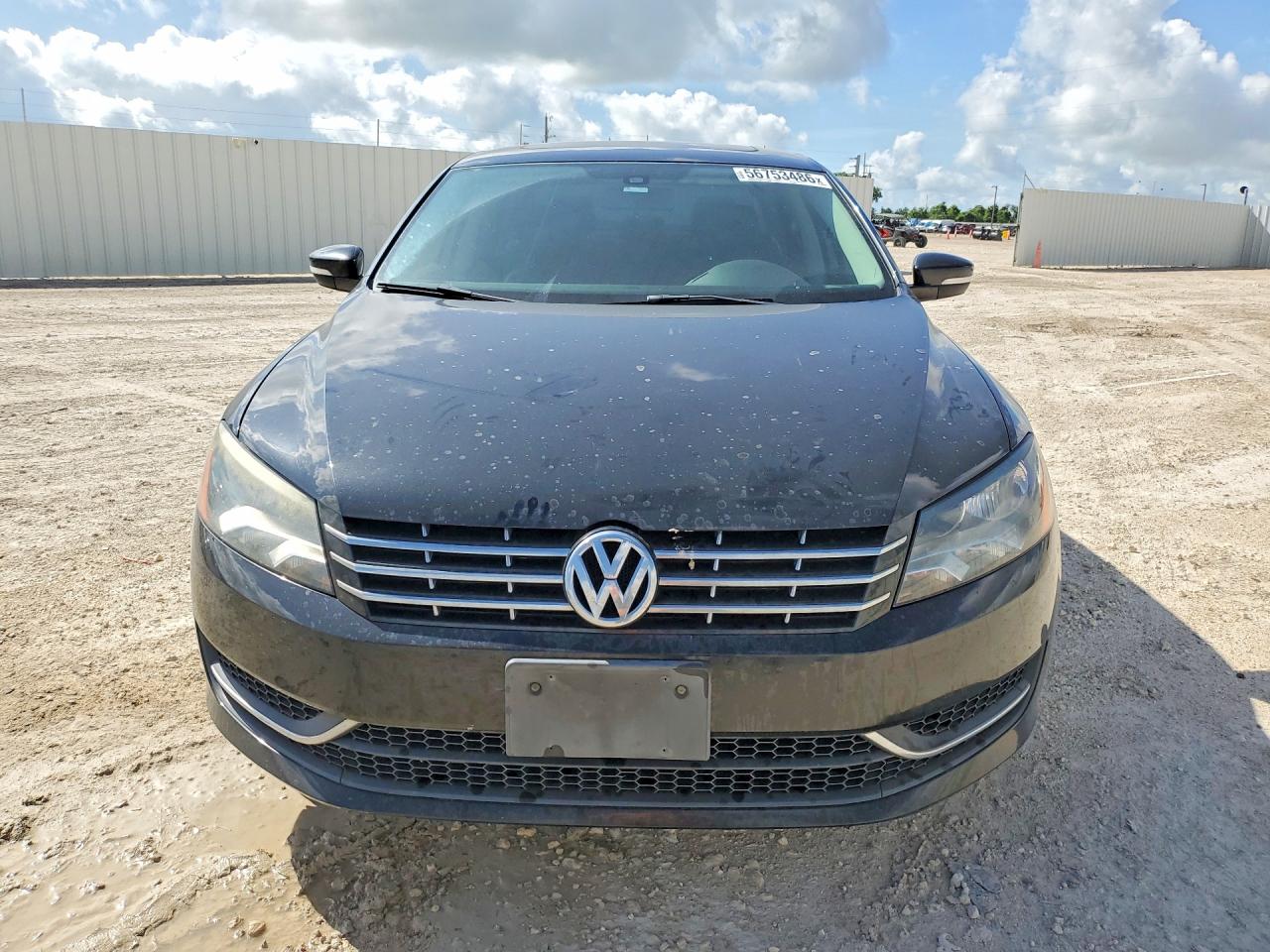 2015 VOLKSWAGEN PASSAT