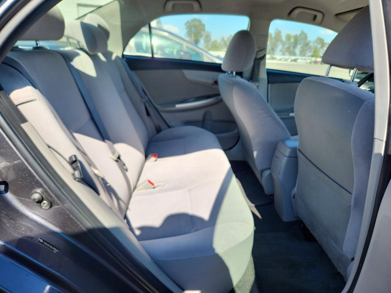 2011 TOYOTA COROLLA