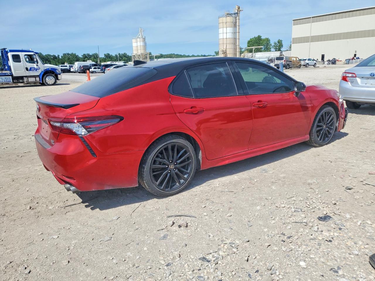 2022 TOYOTA CAMRY