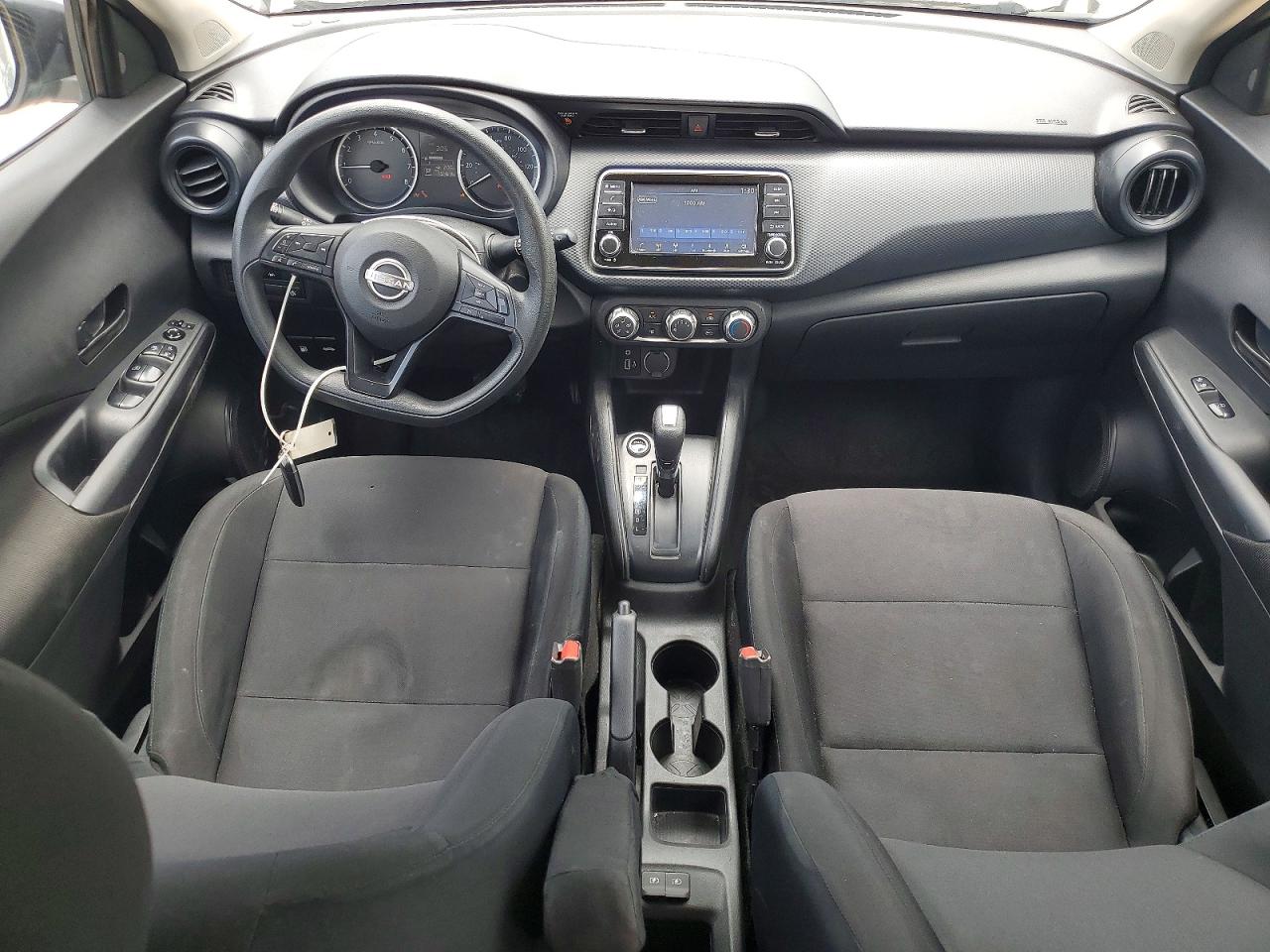 2024 NISSAN KICKS