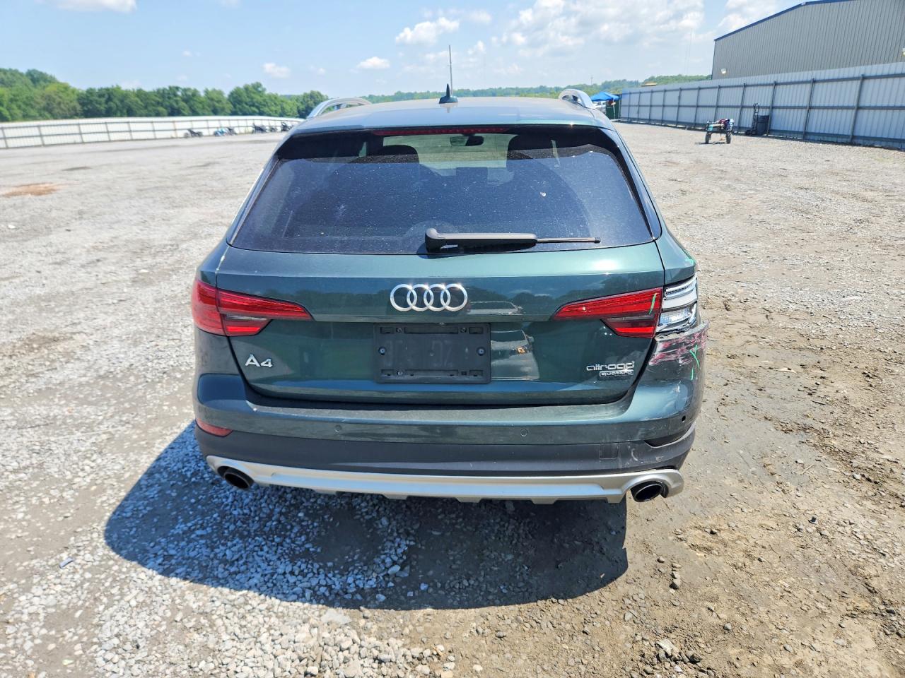 2017 AUDI A4
