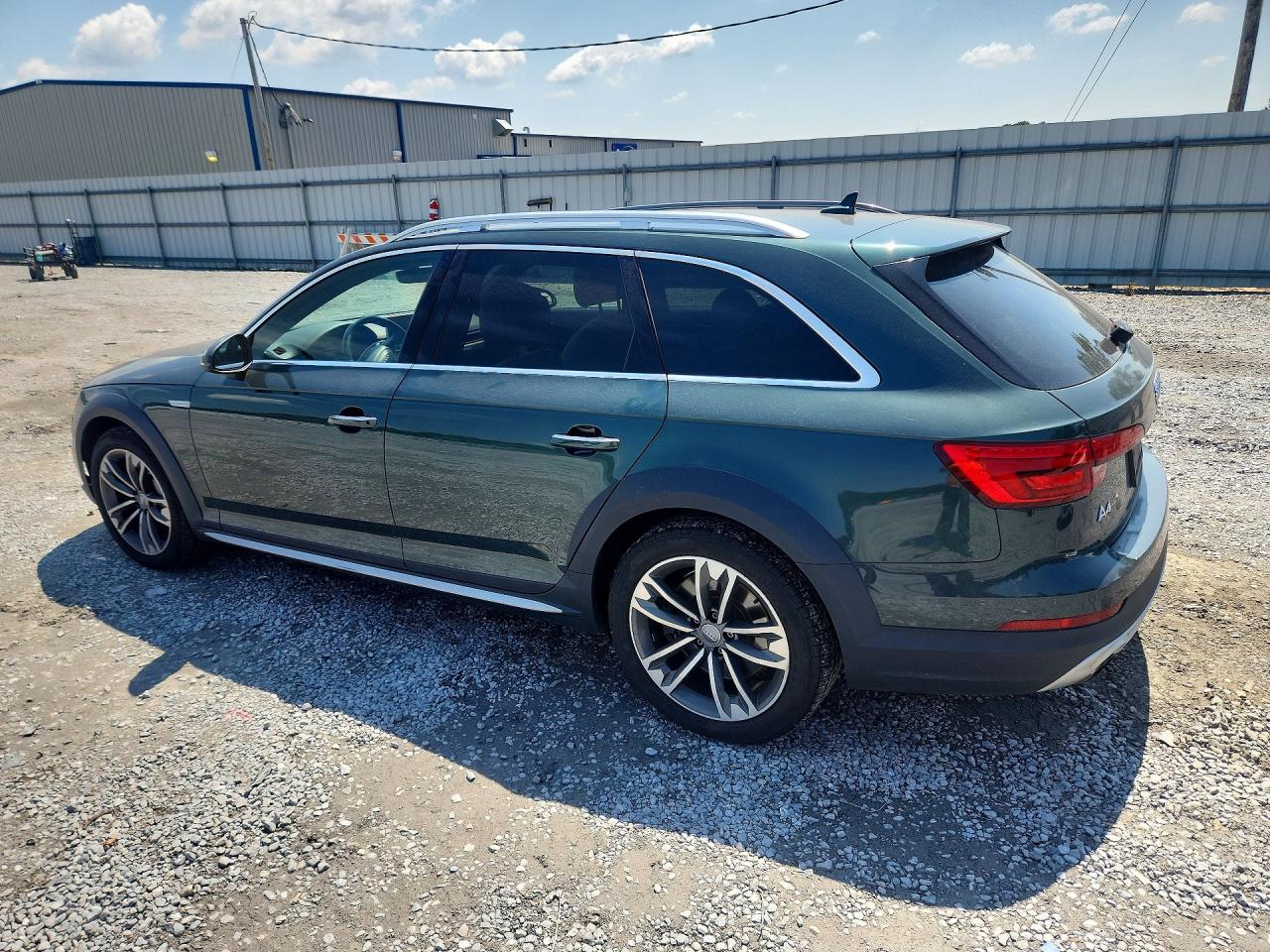 2017 AUDI A4