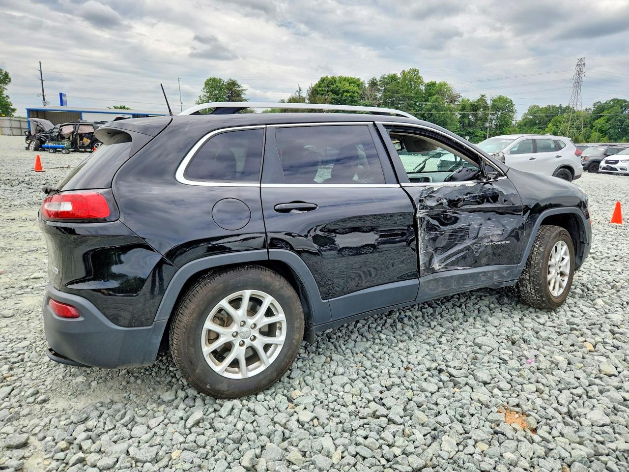 2018 JEEP CHEROKEE