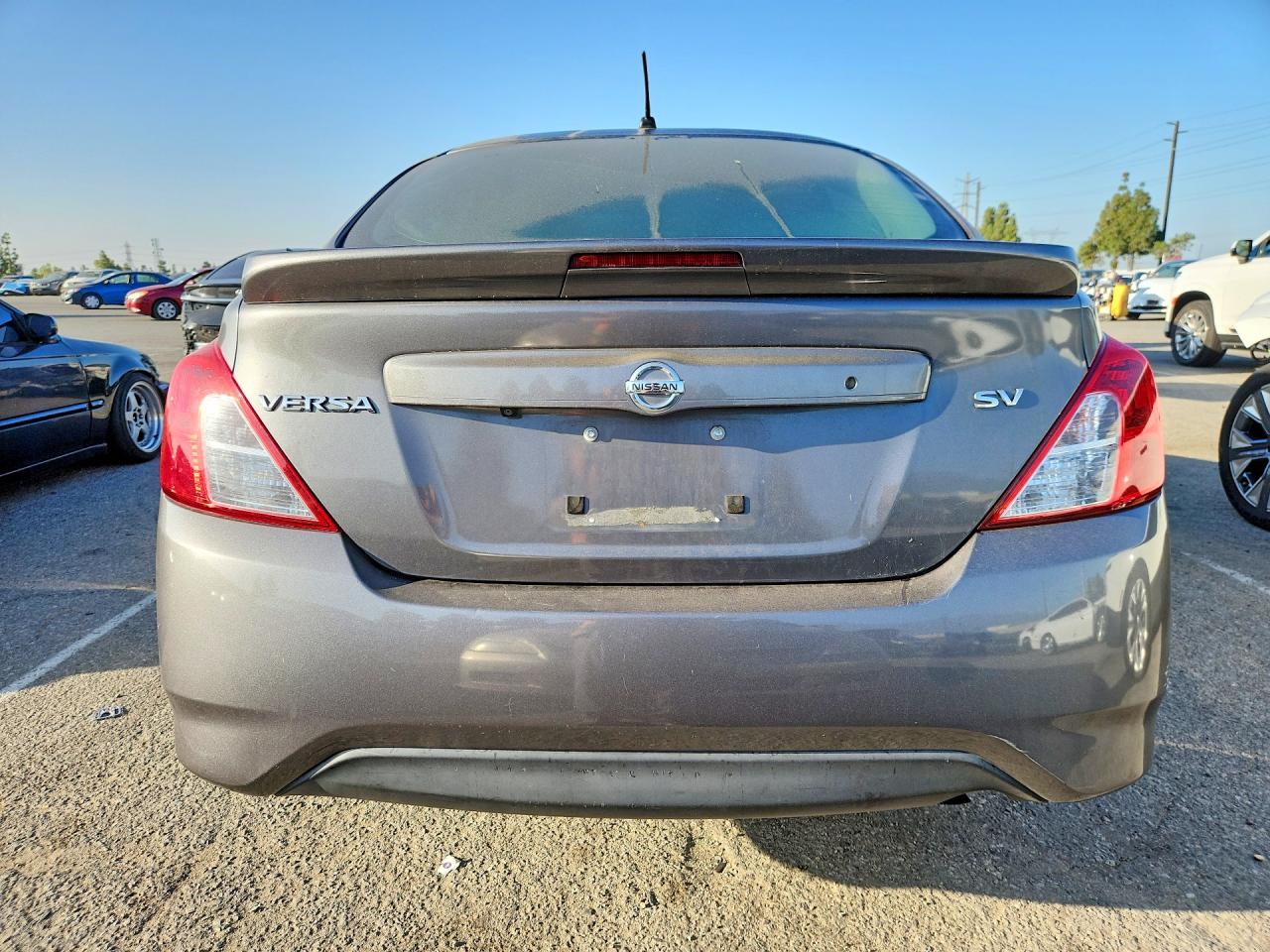 2018 NISSAN VERSA