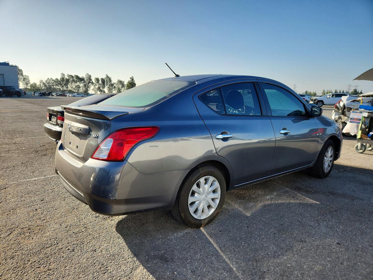 2018 NISSAN VERSA