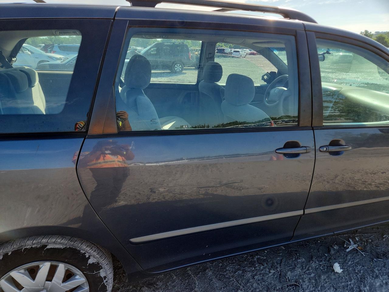 2006 TOYOTA SIENNA