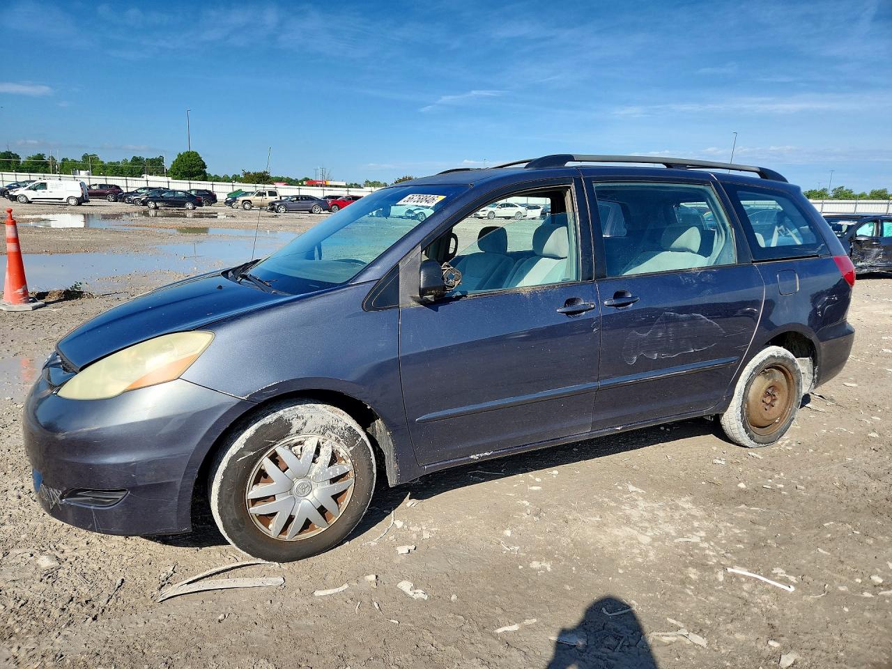 2006 TOYOTA SIENNA