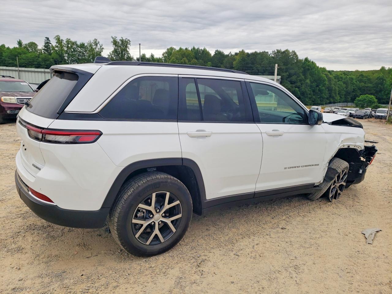 2025 JEEP CHEROKEE