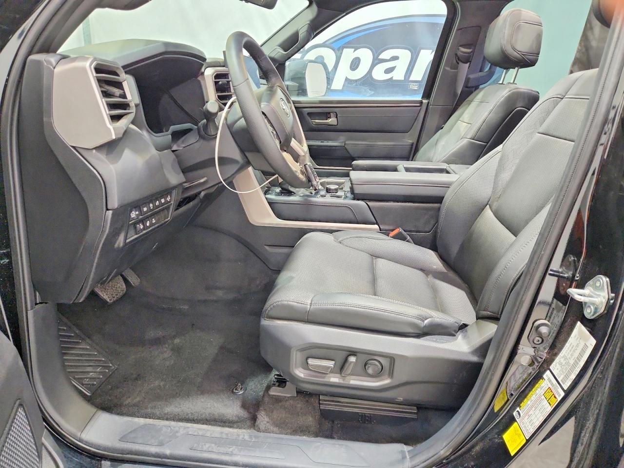2025 TOYOTA TUNDRA