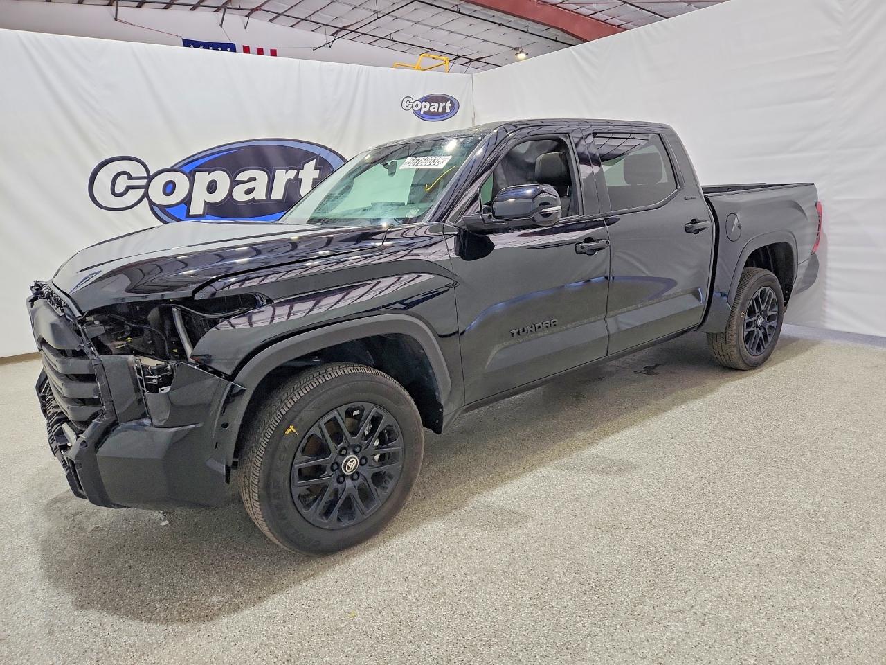 2025 TOYOTA TUNDRA