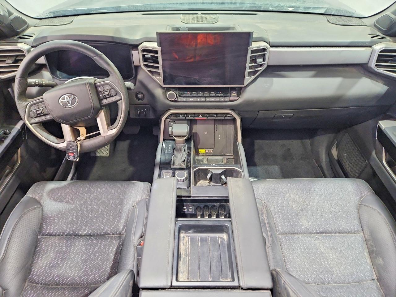 2025 TOYOTA TUNDRA
