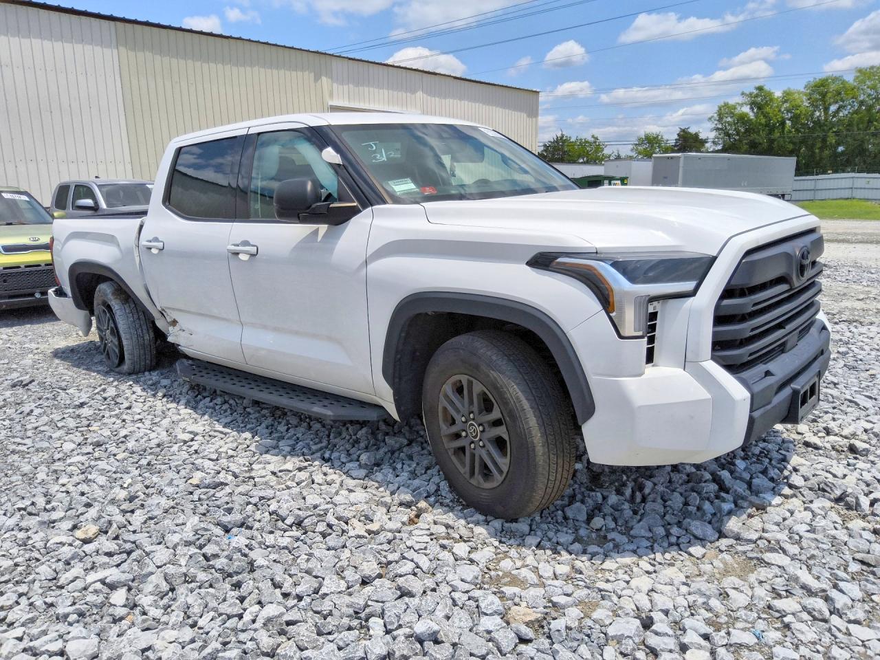 2023 TOYOTA TUNDRA