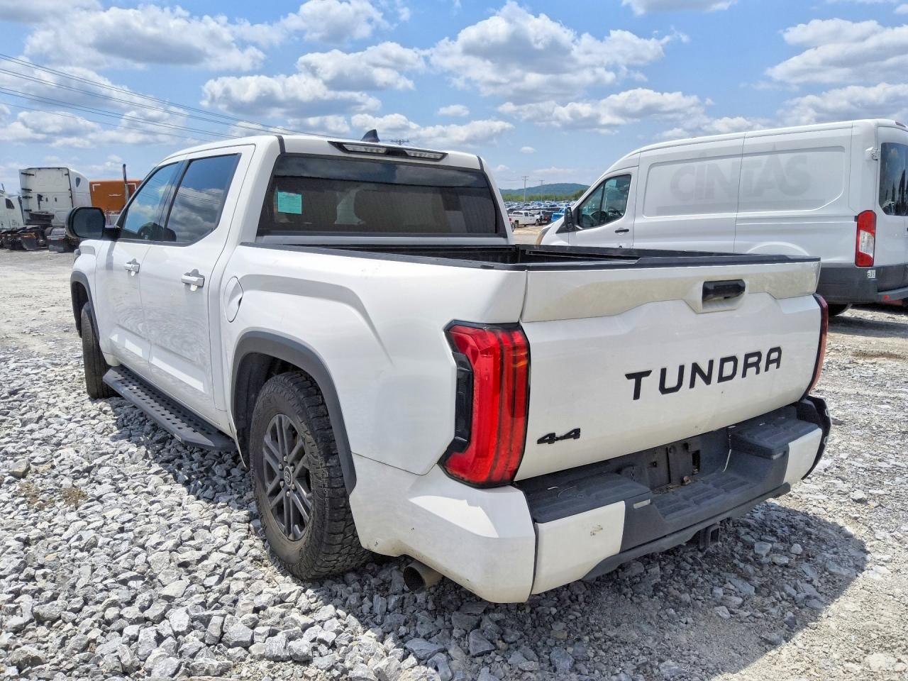 2023 TOYOTA TUNDRA