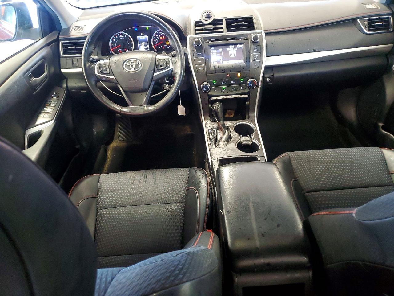 2015 TOYOTA CAMRY