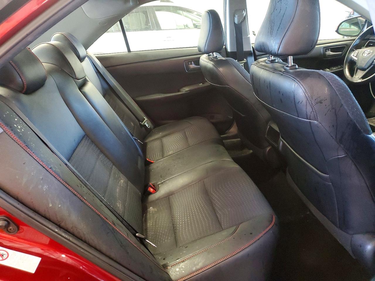 2015 TOYOTA CAMRY
