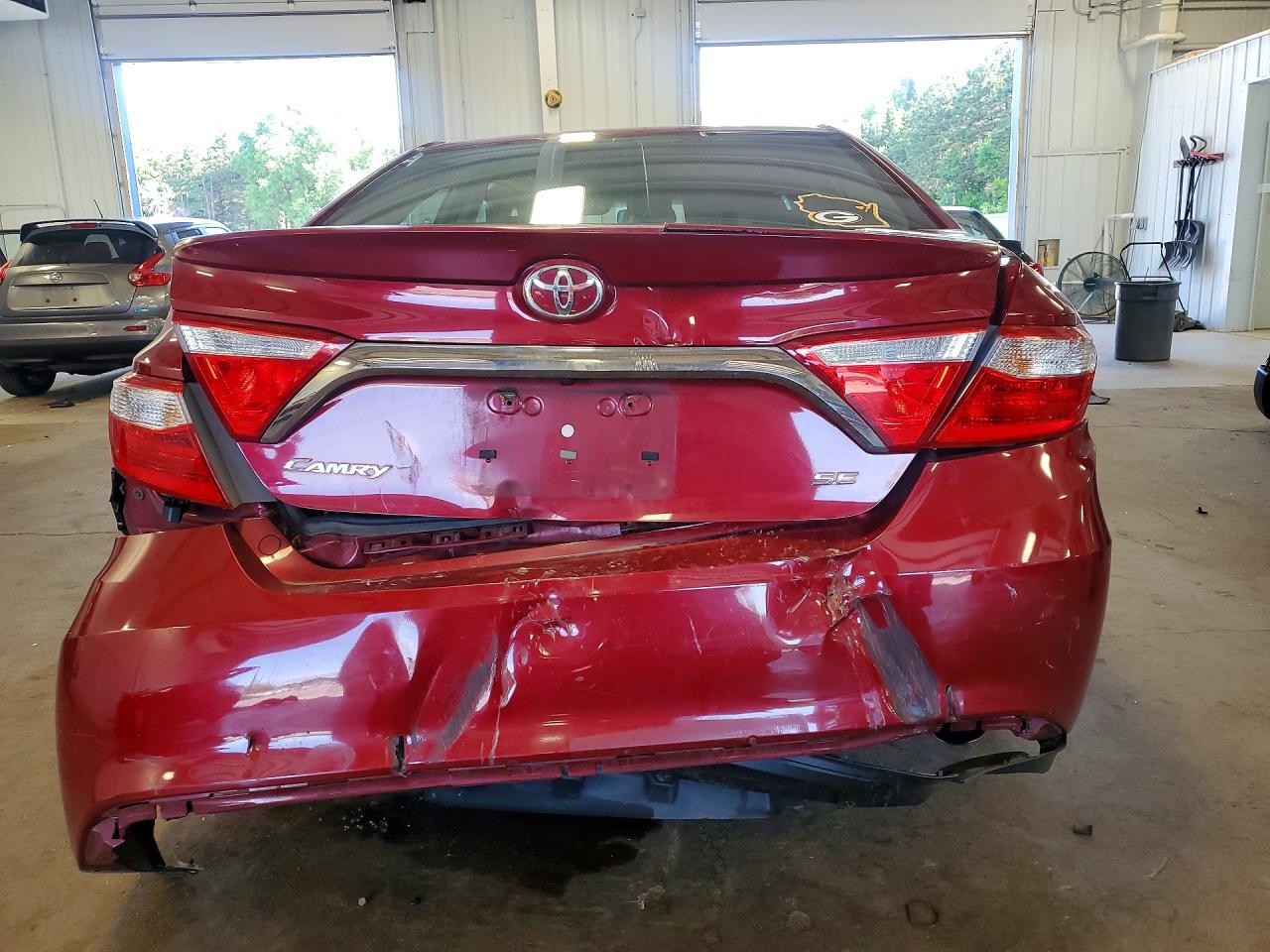 2015 TOYOTA CAMRY
