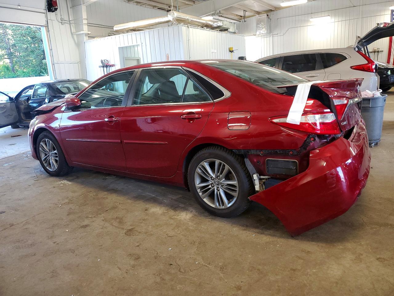 2015 TOYOTA CAMRY