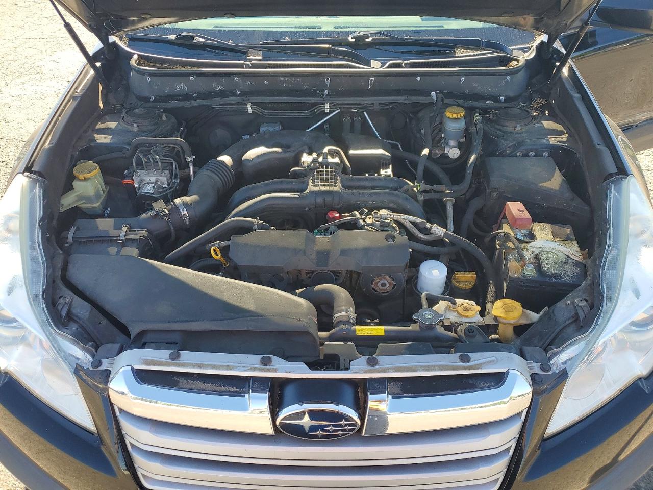 2014 SUBARU OUTBACK